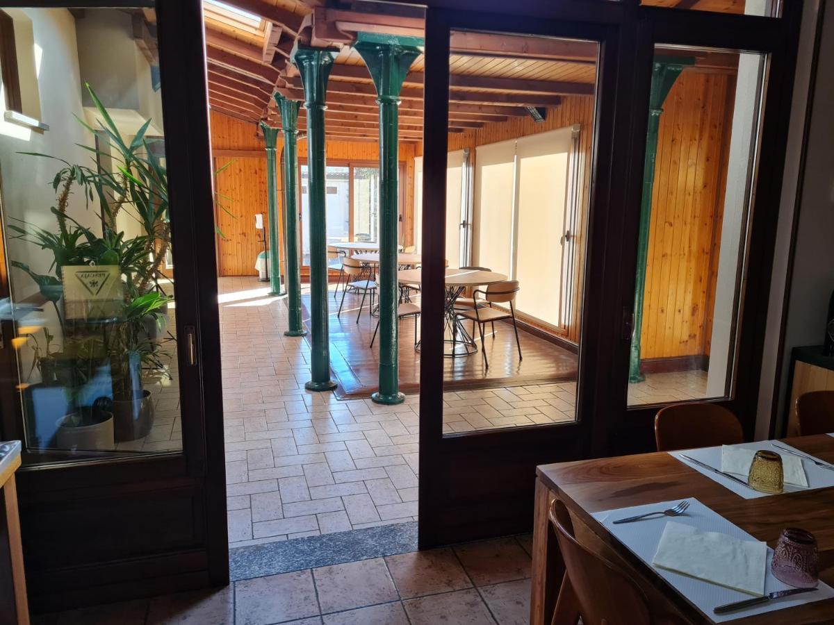 Manfredi Ristorante Con Alloggio Romentino 외부 사진